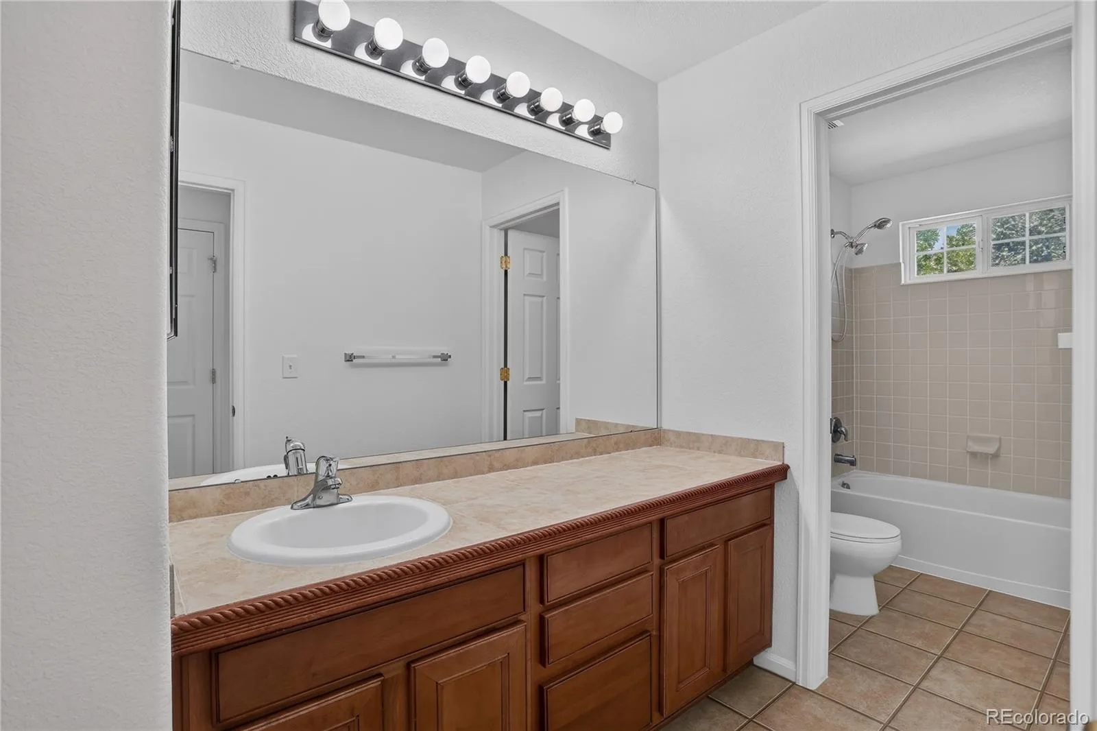 20802 E Girard Drive Aurora CO 80013 | MLS #REC3839369 08242026153309 1600 25