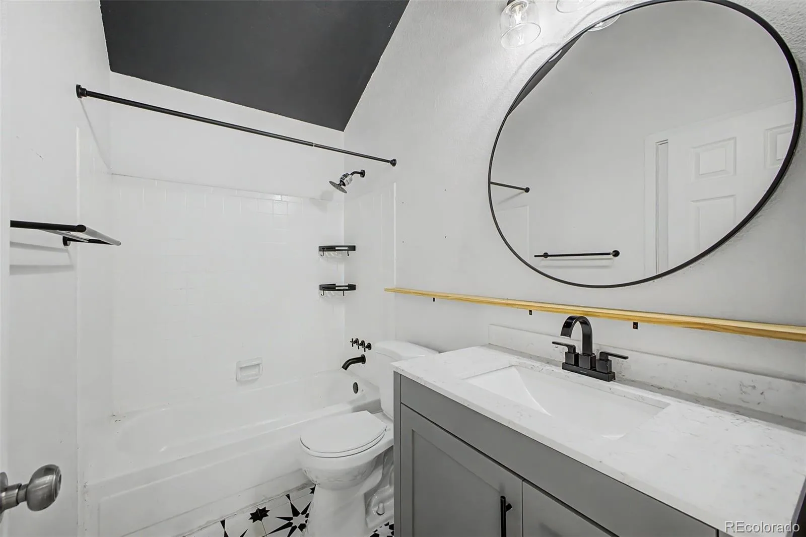 18274 E Arizona Avenue #B Aurora CO 80017 | MLS #REC3839712 08032026192918 1600 19