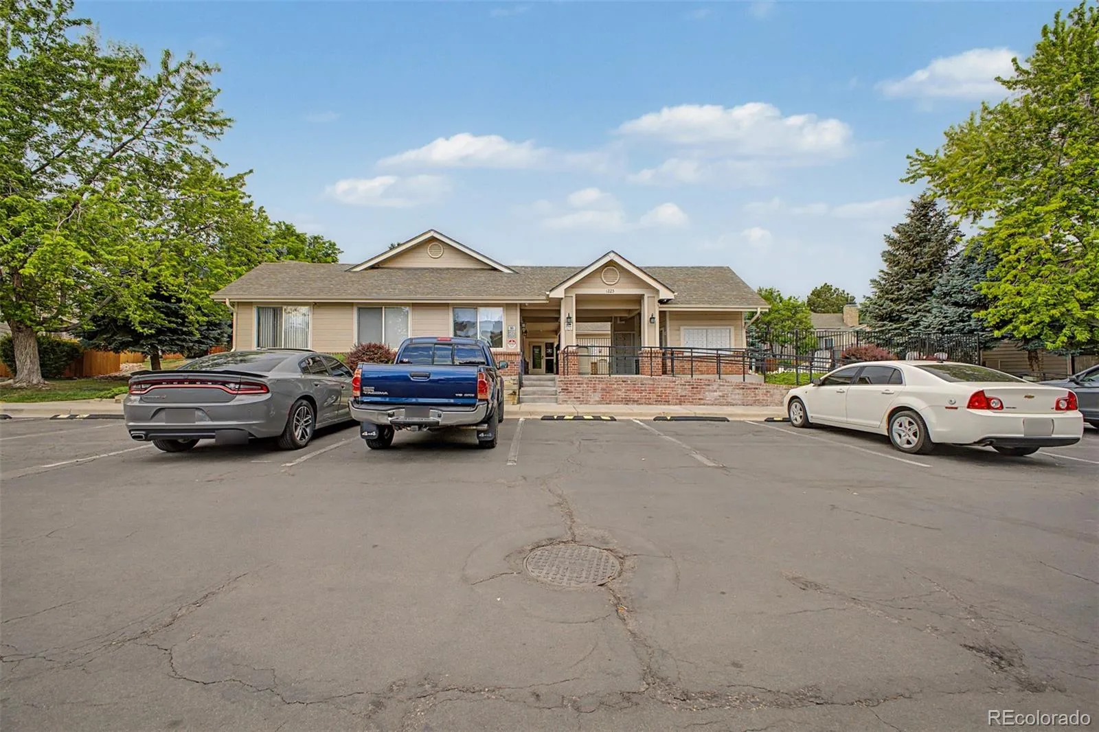 18274 E Arizona Avenue #B Aurora CO 80017 | MLS #REC3839712 08032026192918 1600 29