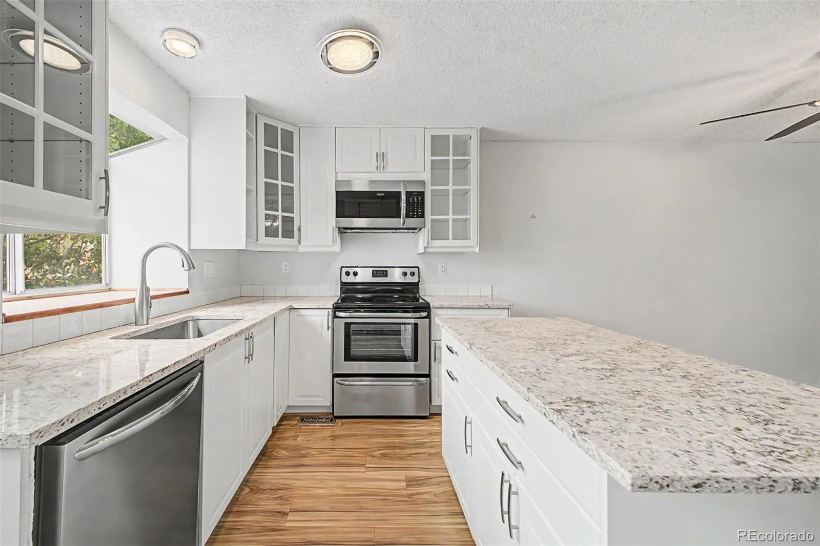 18274 E Arizona Avenue #B Aurora CO 80017 | MLS #REC3839712 08032026192918 1600 8