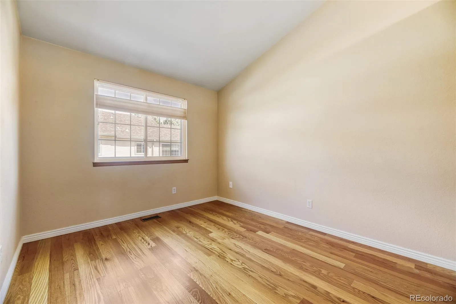 2083 S Xenia Way Denver CO 80231 | MLS #REC3841338 09302026172710 1600 16