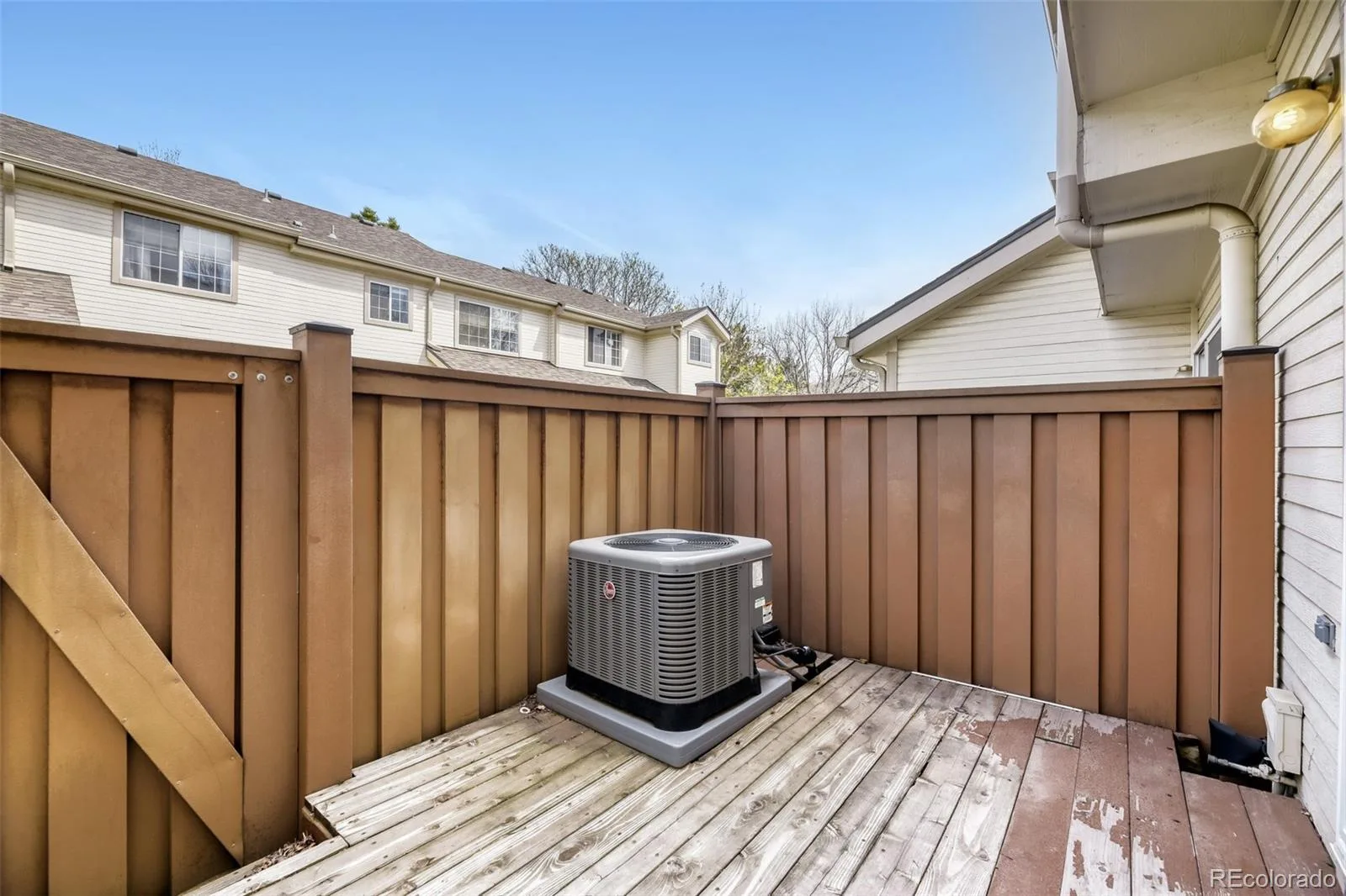 2083 S Xenia Way Denver CO 80231 | MLS #REC3841338 09302026172710 1600 21