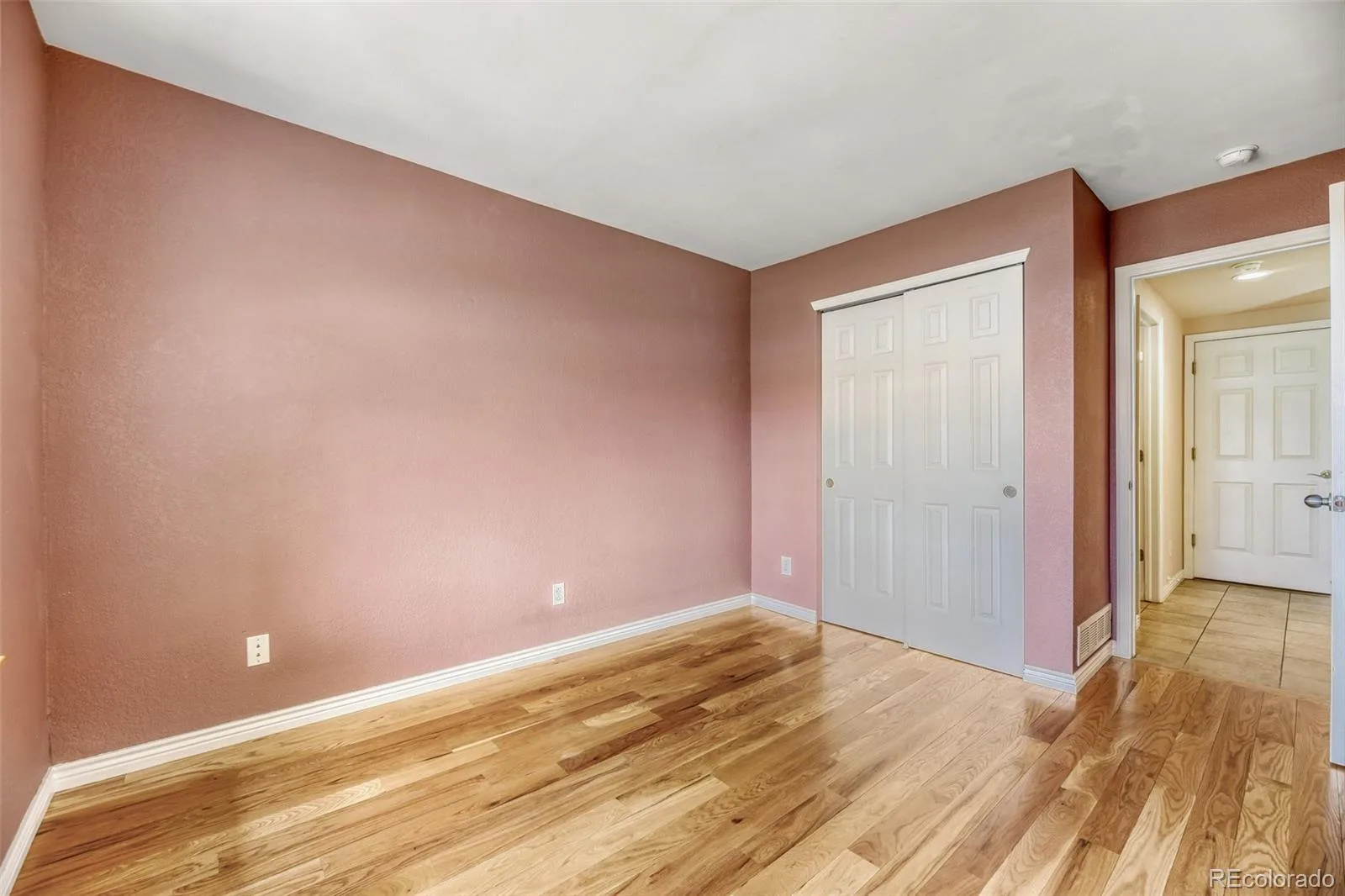 2083 S Xenia Way Denver CO 80231 | MLS #REC3841338 09302026172710 1600 22