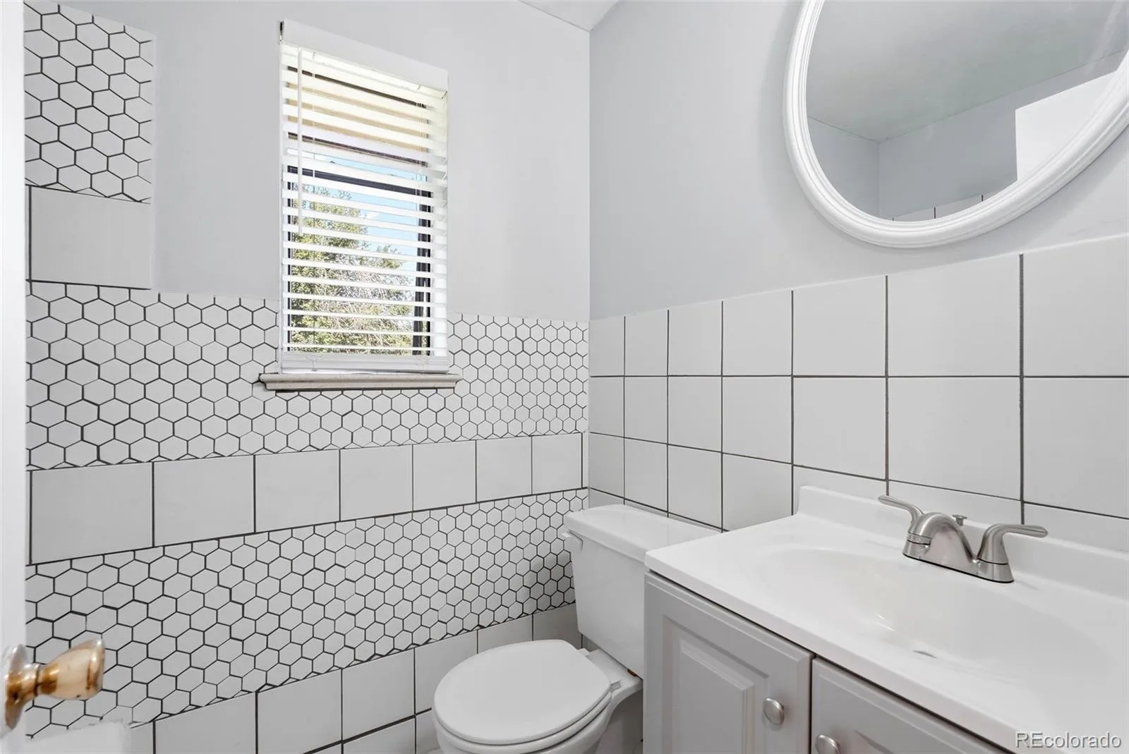 2688 S Acoma Street Denver CO 80223 | MLS #REC3841690 06202026044856 1600 18
