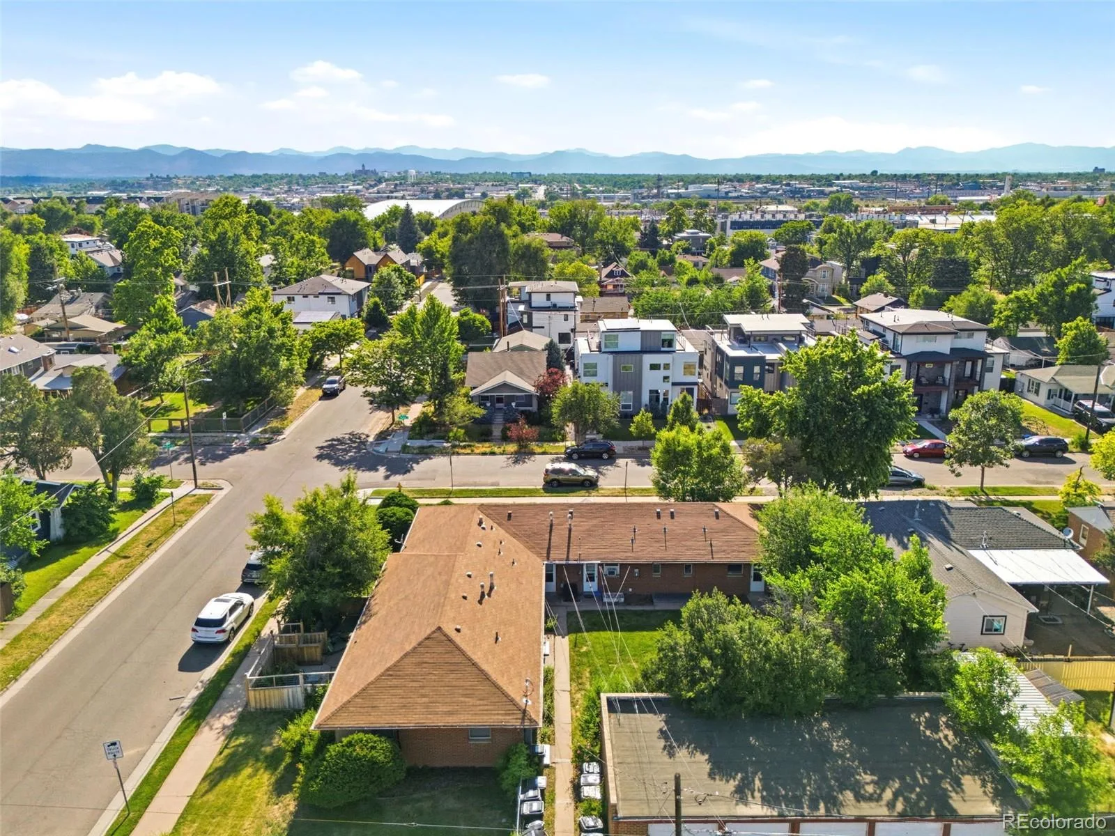 2688 S Acoma Street Denver CO 80223 | MLS #REC3841690 06202026044856 1600 27