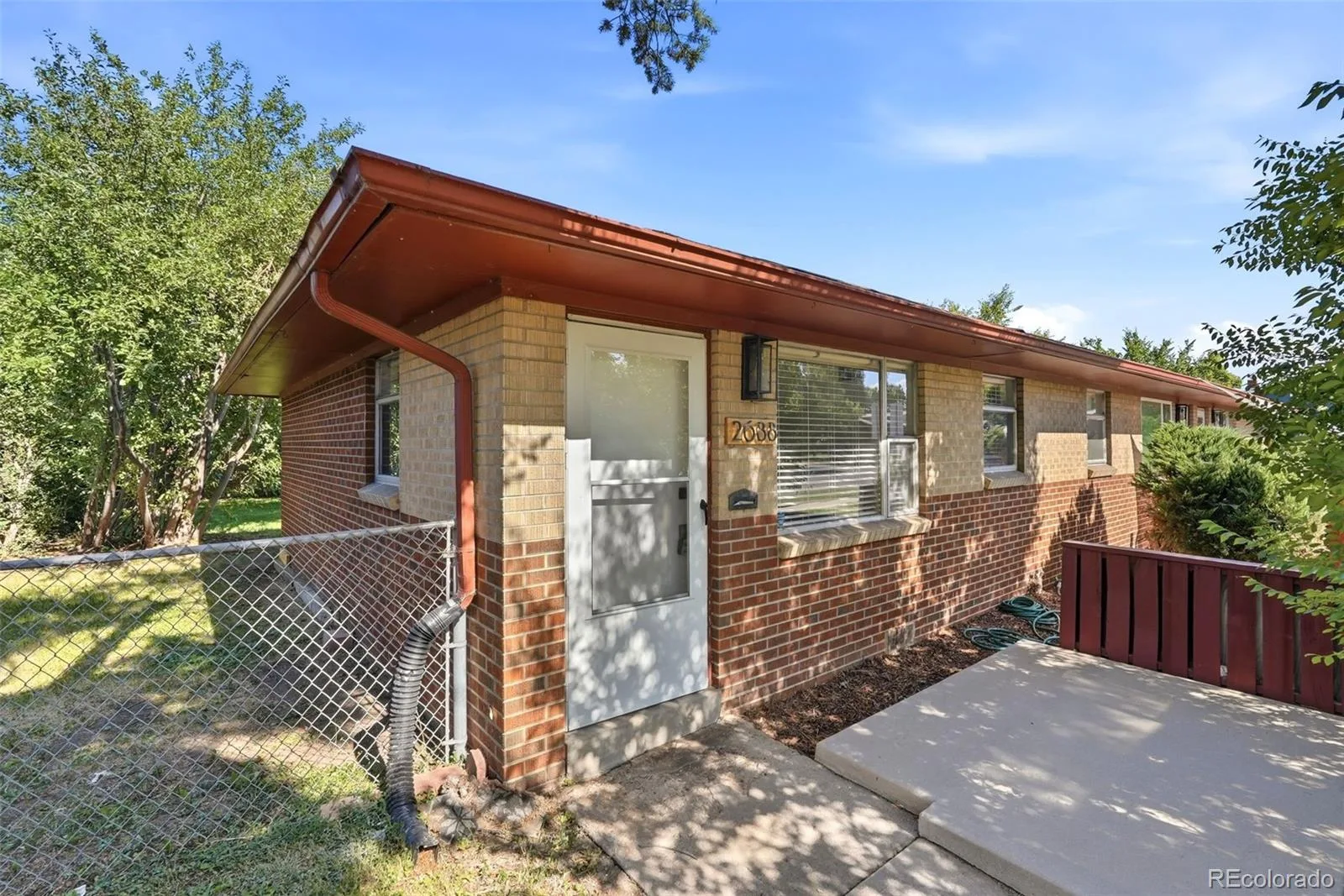 2688 S Acoma Street Denver CO 80223 | MLS #REC3841690 06202026044856 1600 32