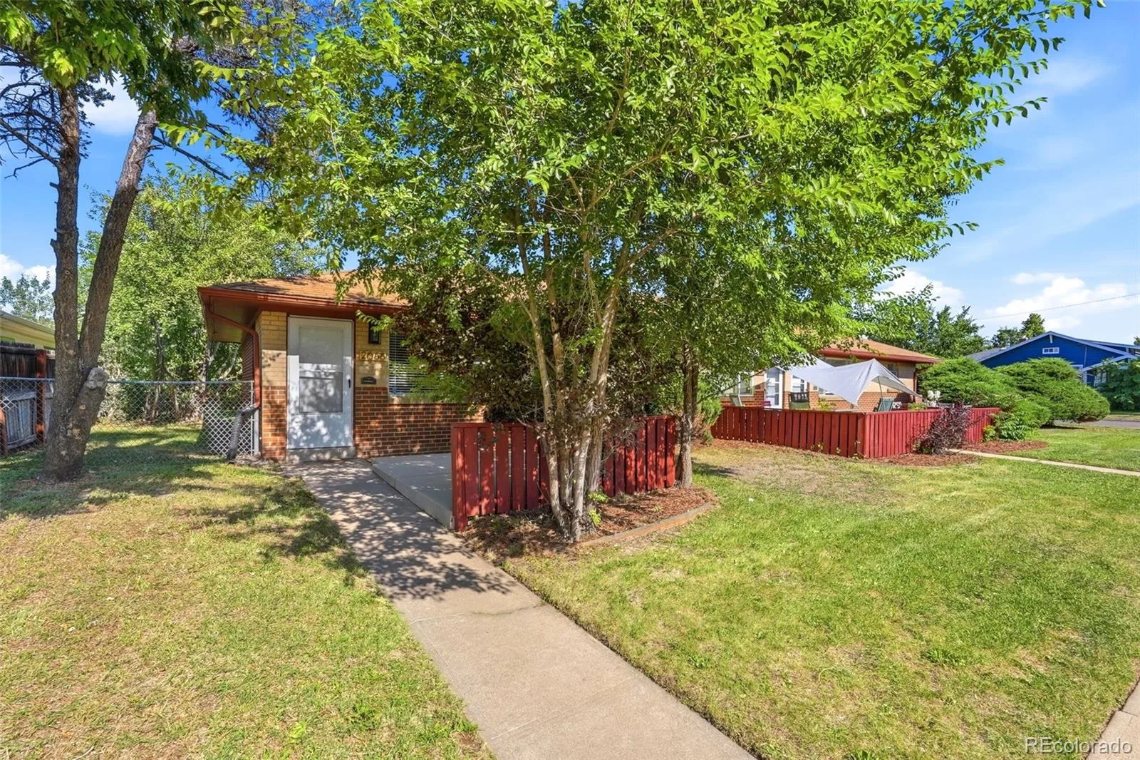 2688 S Acoma Street Denver CO 80223 | MLS #REC3841690 06202026044856 1600 33