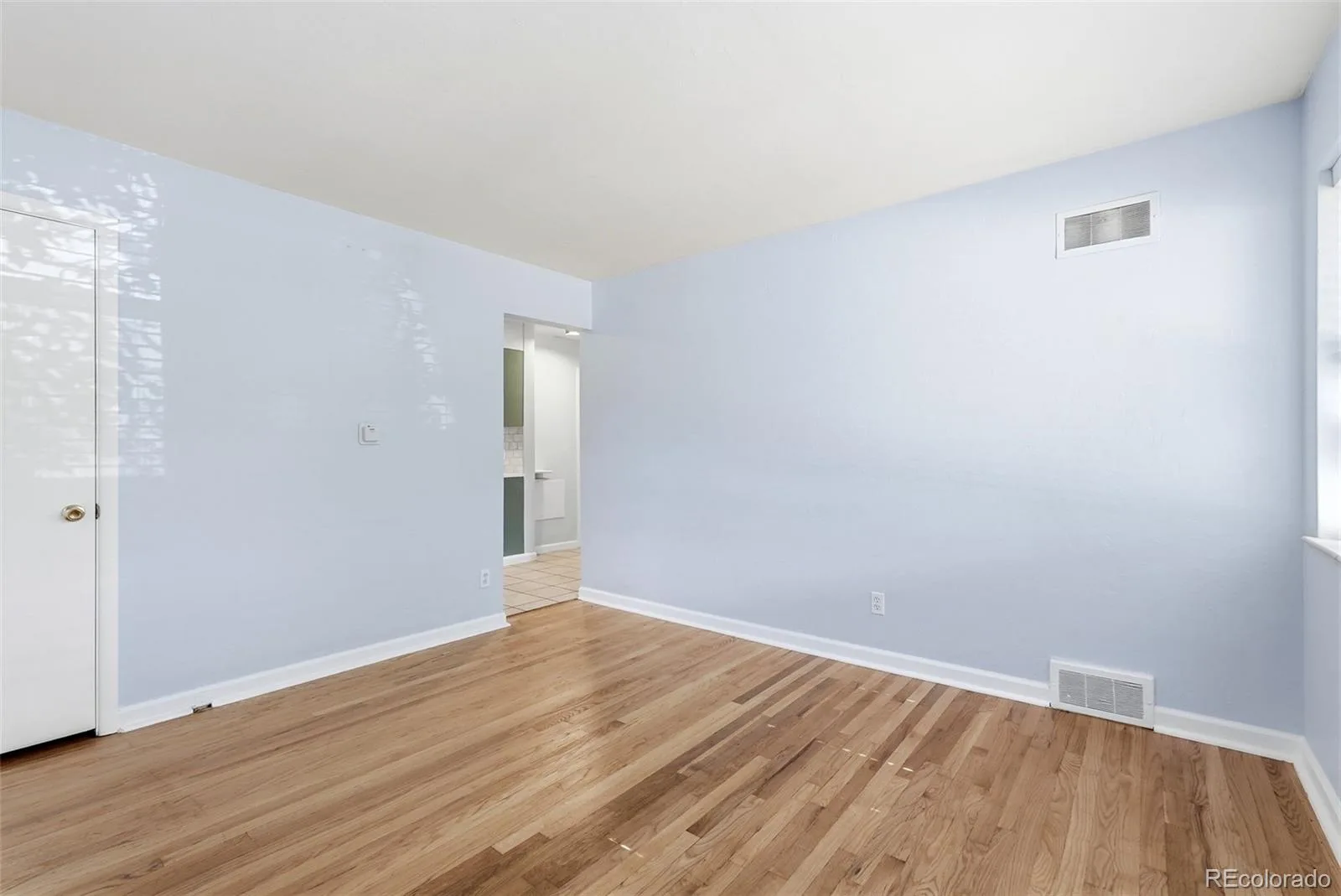 2688 S Acoma Street Denver CO 80223 | MLS #REC3841690 06202026044856 1600 4