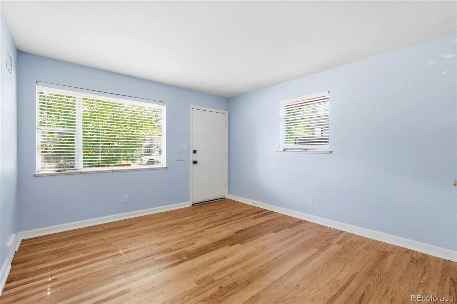 2688 S Acoma Street Denver CO 80223 | MLS #REC3841690 06202026044856 1600 5