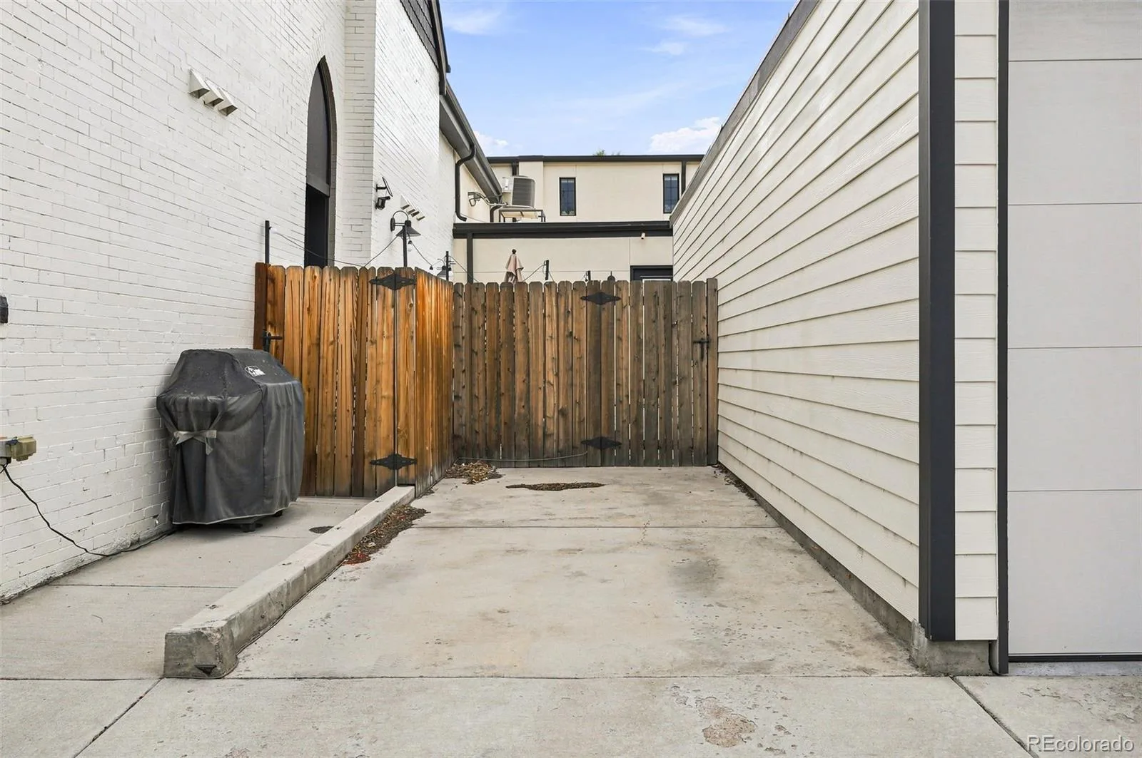 475 N Galapago Street #2 Denver CO 80204 | MLS #REC3842931 08202026234445 1600 22