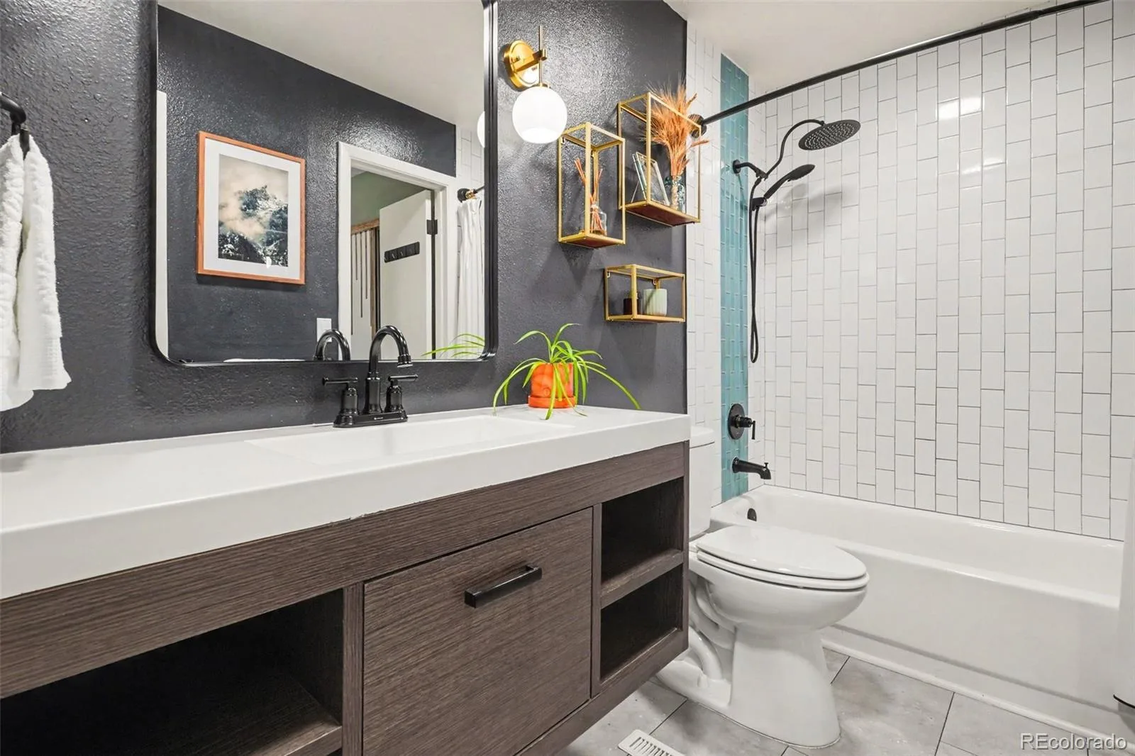 15176 E Jefferson Place Aurora CO 80014 | MLS #REC3843454 07232026070327 1600 17
