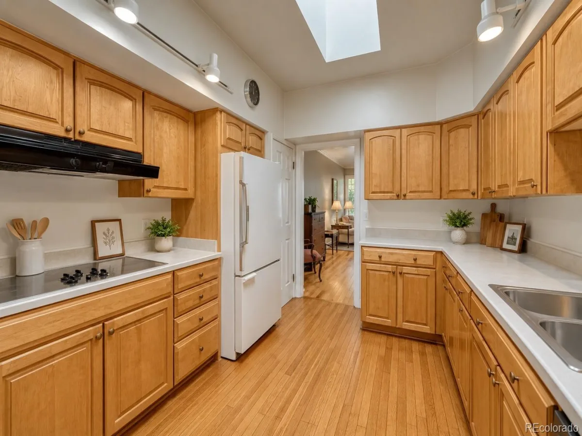 2800 S University Boulevard #11 Denver CO 80210 | MLS #REC3843990 07222026155914 1200 10