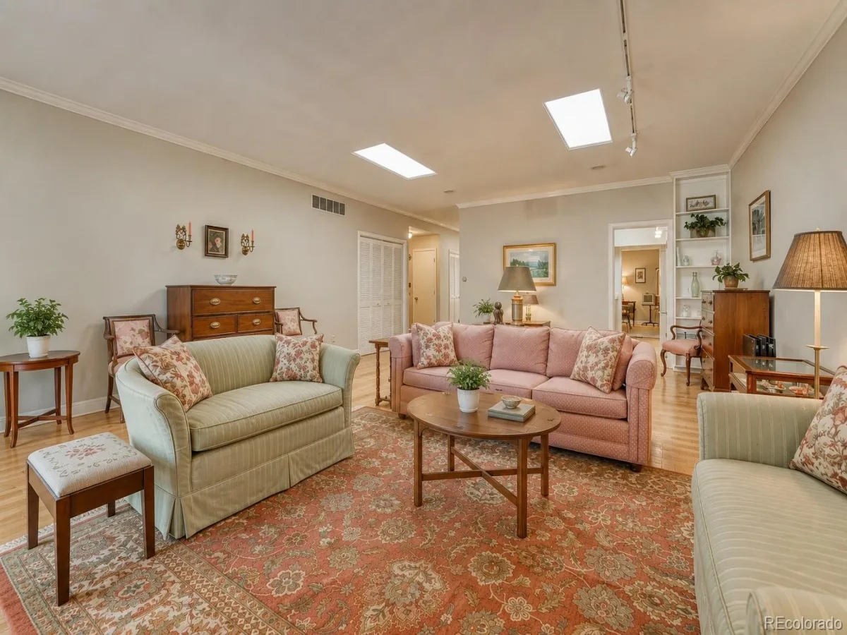 2800 S University Boulevard #11 Denver CO 80210 | MLS #REC3843990 07222026155914 1200 15