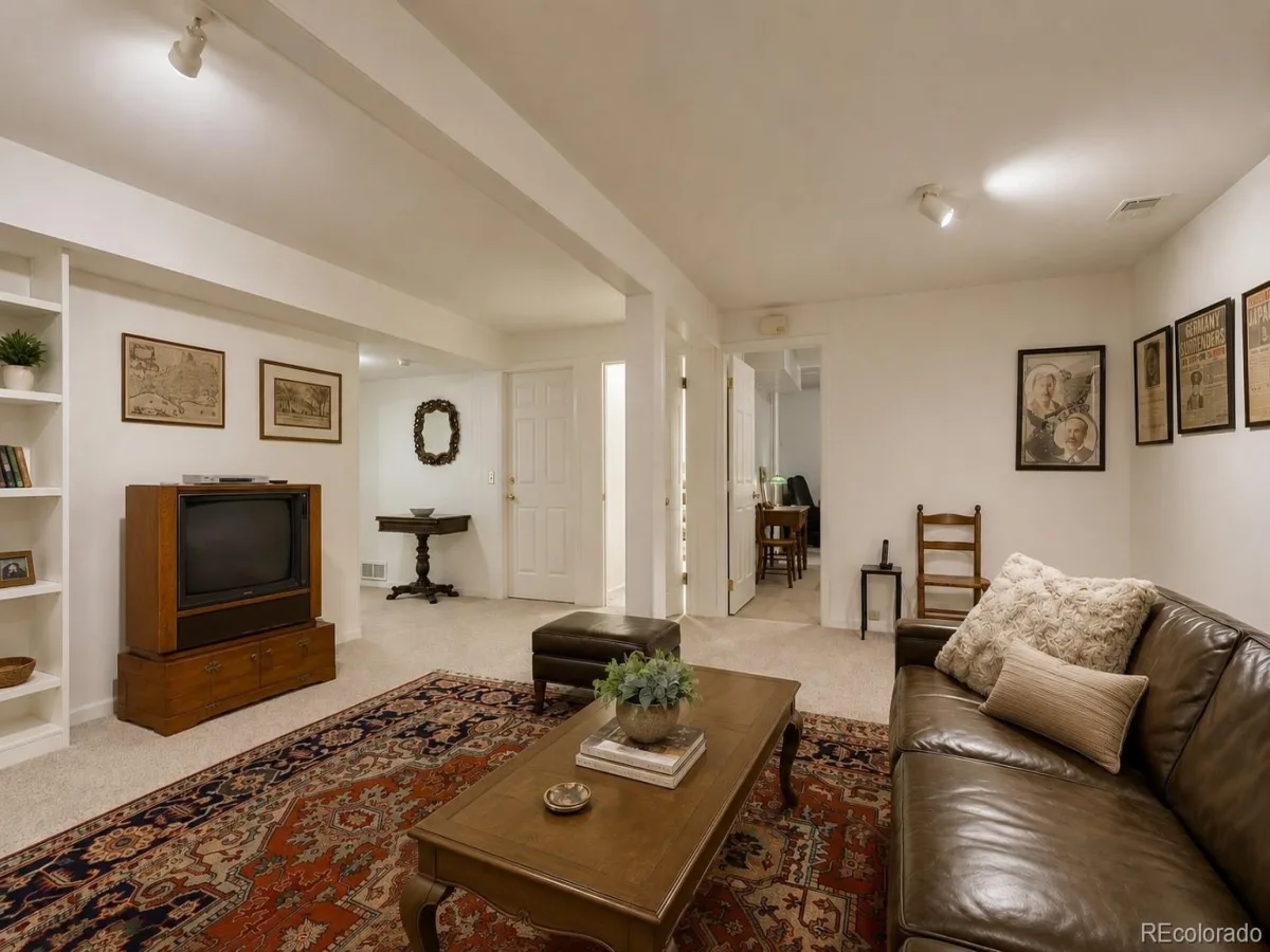 2800 S University Boulevard #11 Denver CO 80210 | MLS #REC3843990 07222026155914 1200 26