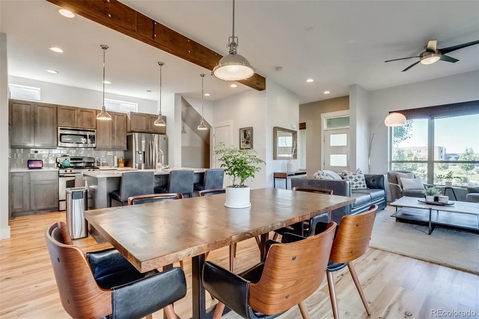 04092026215255 1600 13