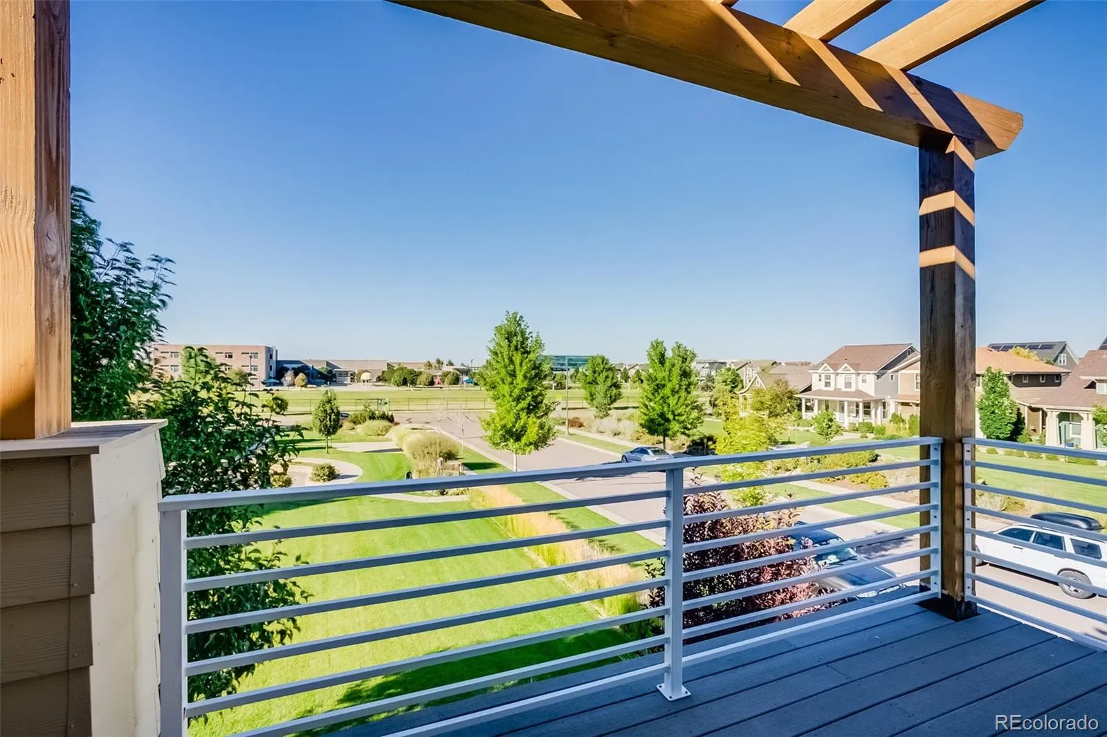 04092026215255 1600 25