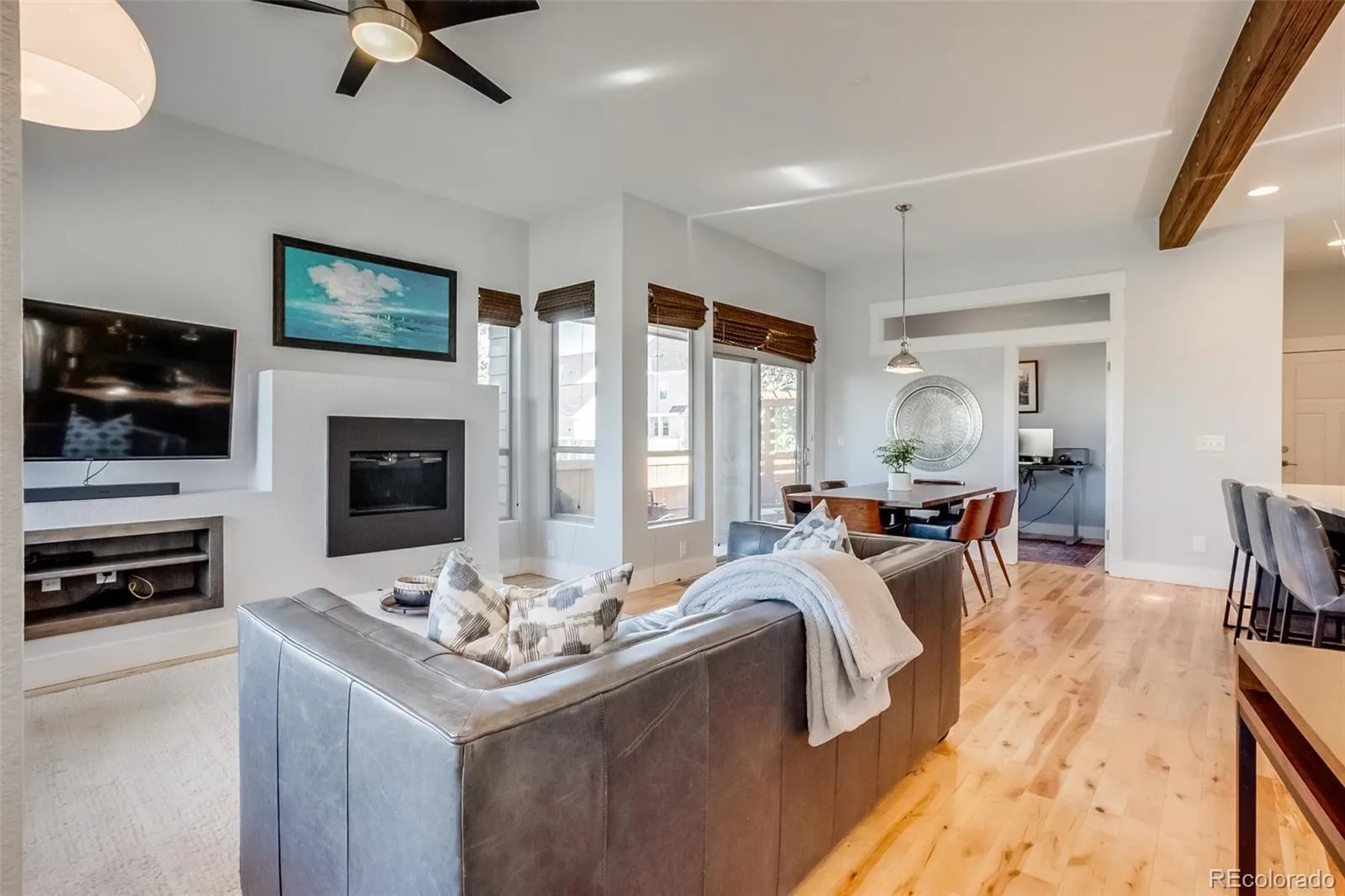 04092026215255 1600 3