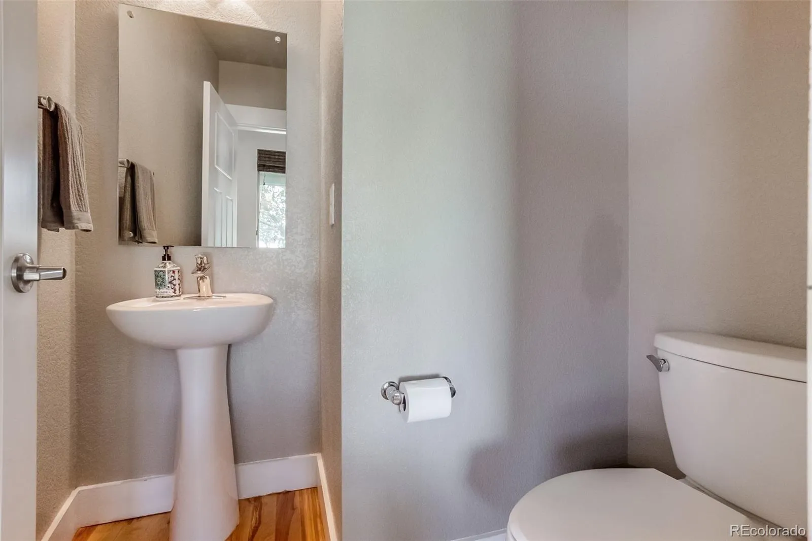 04092026215255 1600 36