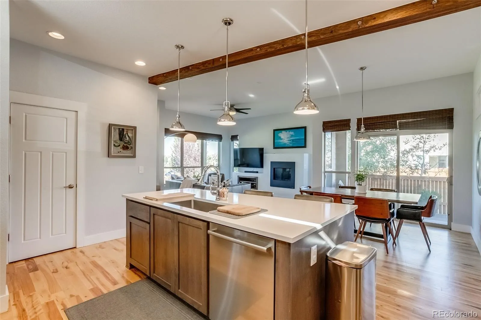 04092026215255 1600 7