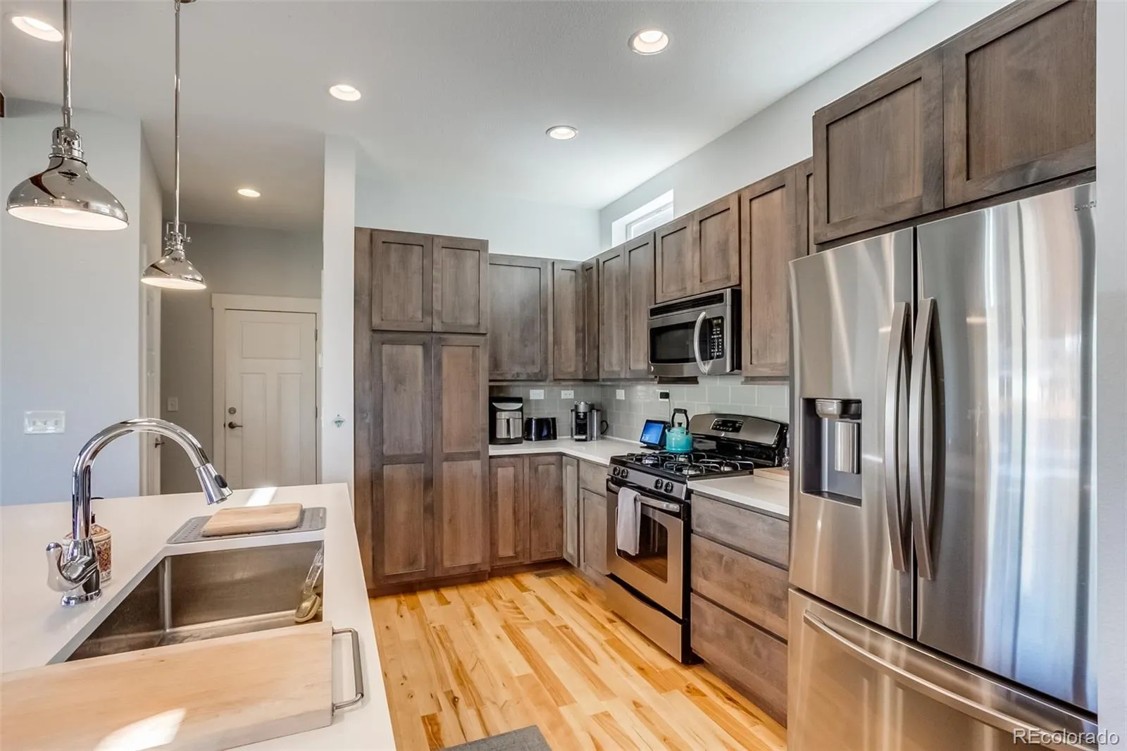 04092026215255 1600 8