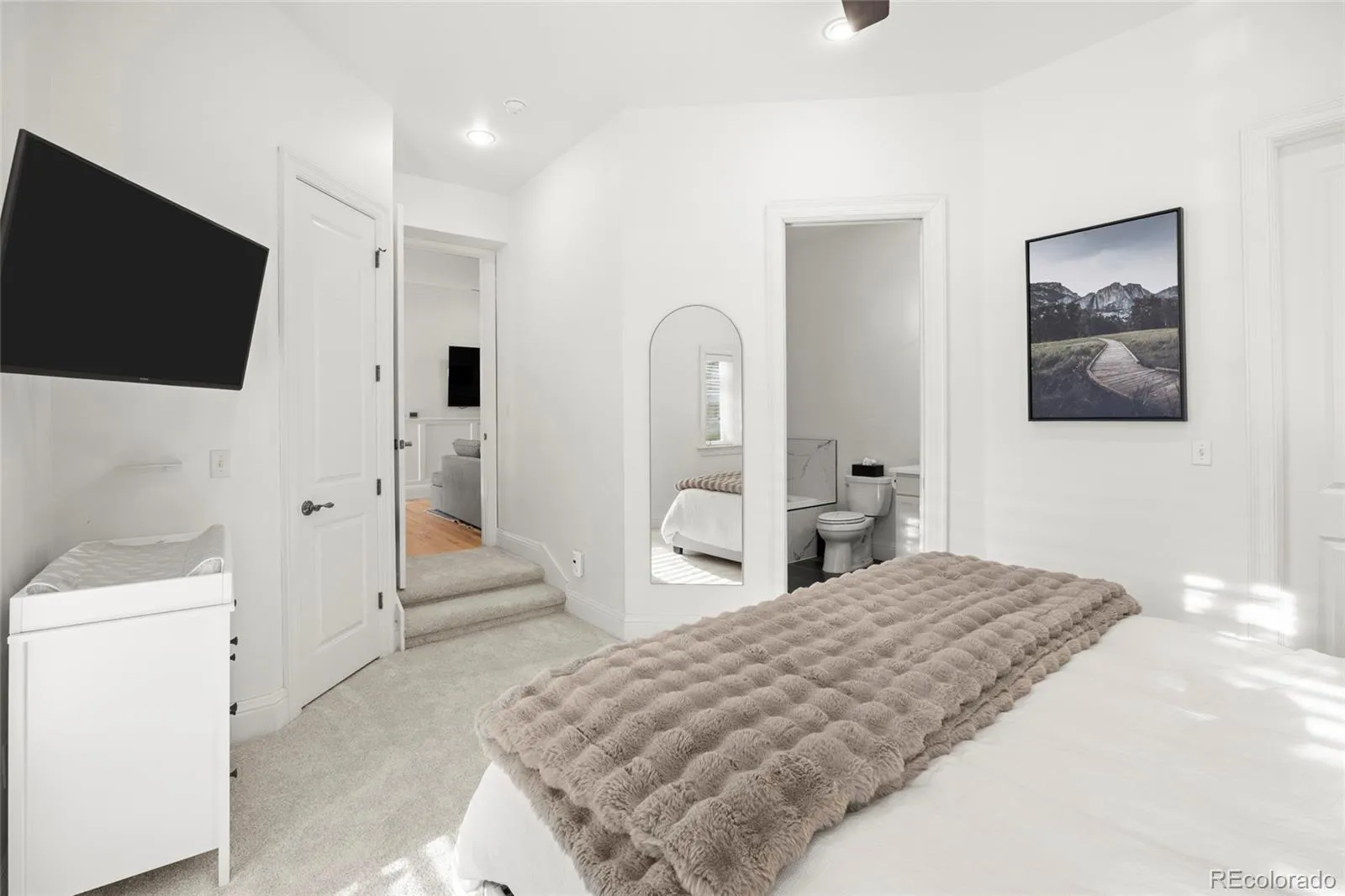 04062026153751 1600 19