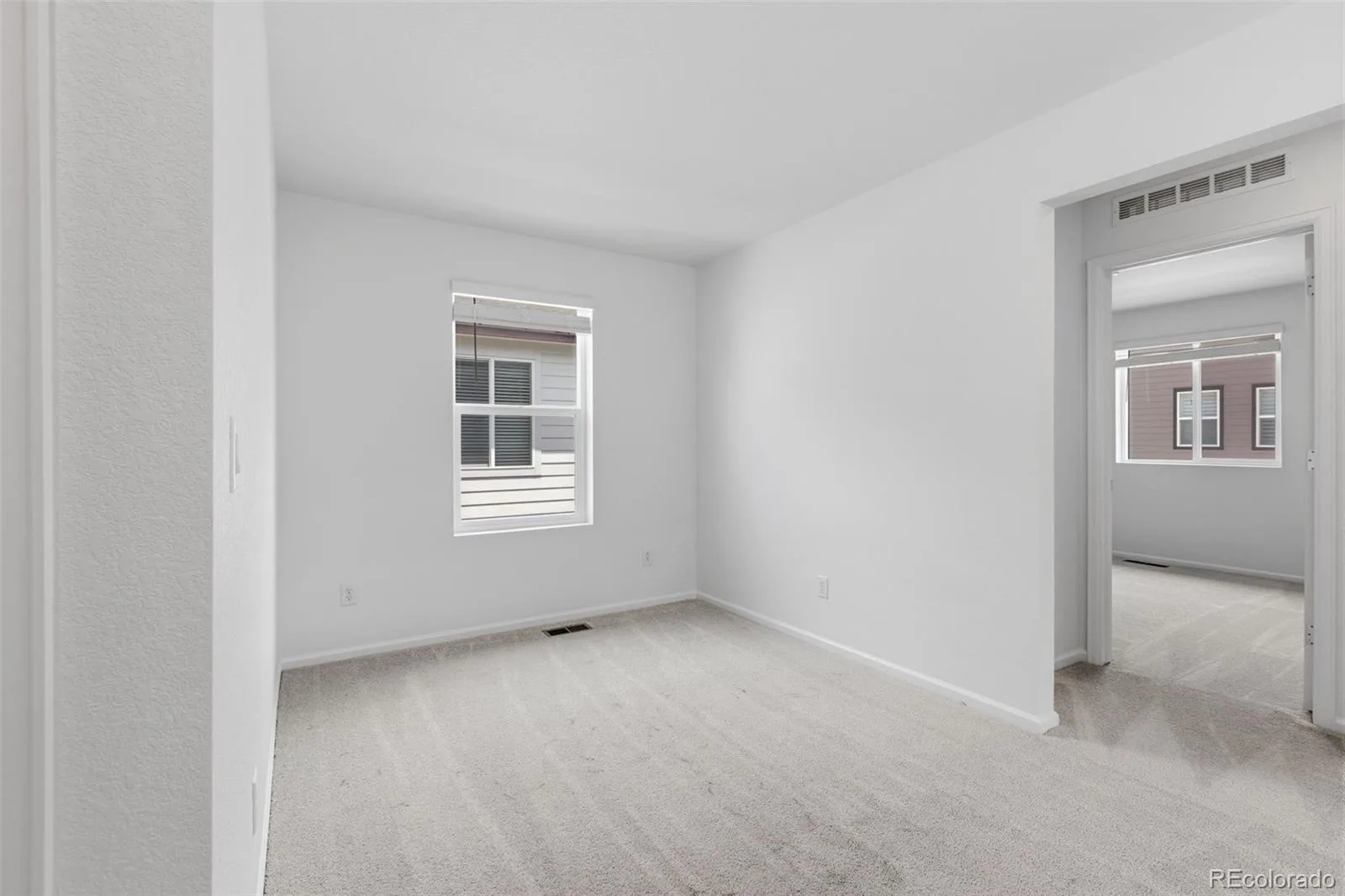 21303 E 63rd Drive Aurora CO 80019 | MLS #REC3846110 06292026184453 1600 24