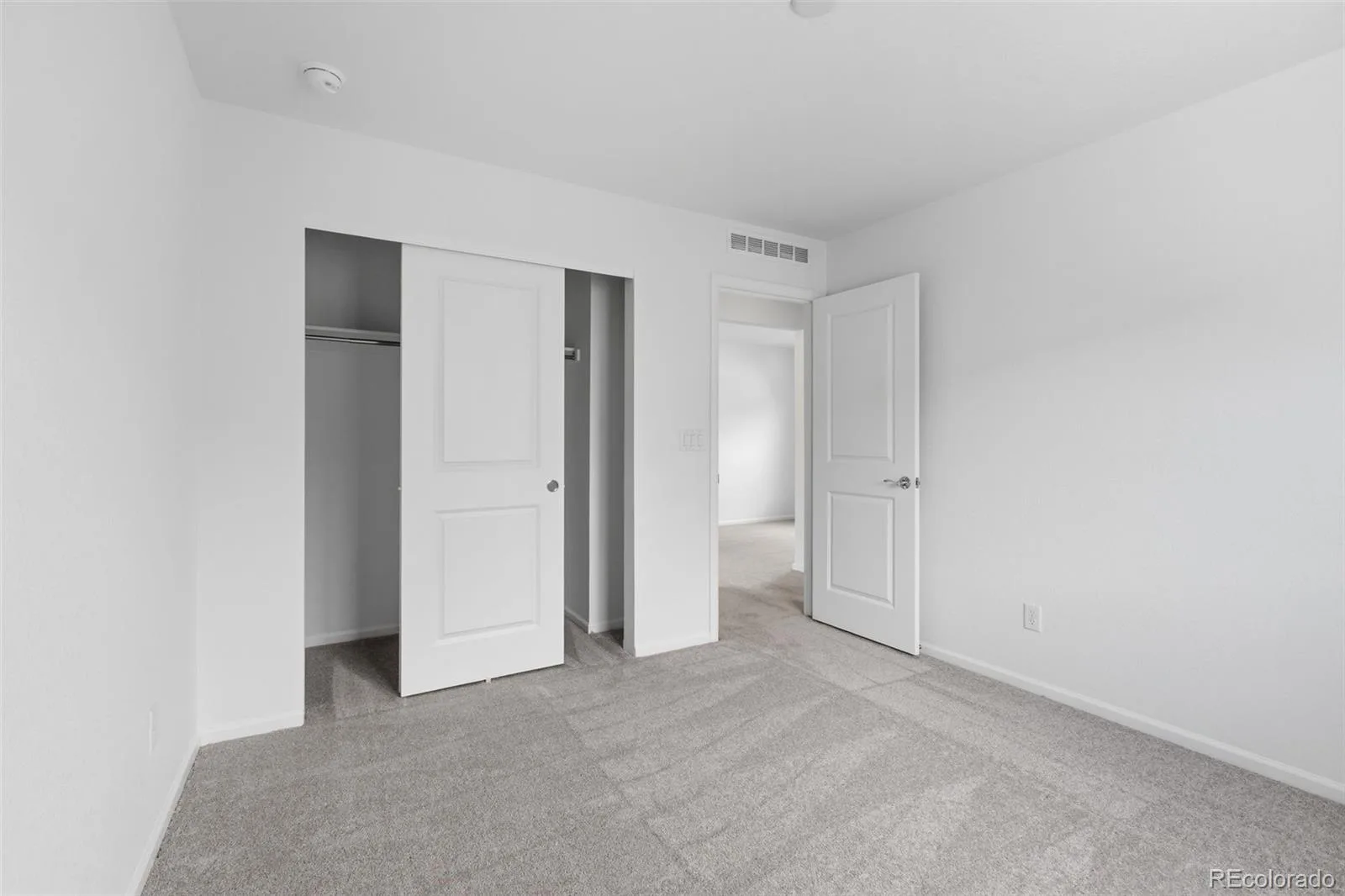 21303 E 63rd Drive Aurora CO 80019 | MLS #REC3846110 06292026184453 1600 28