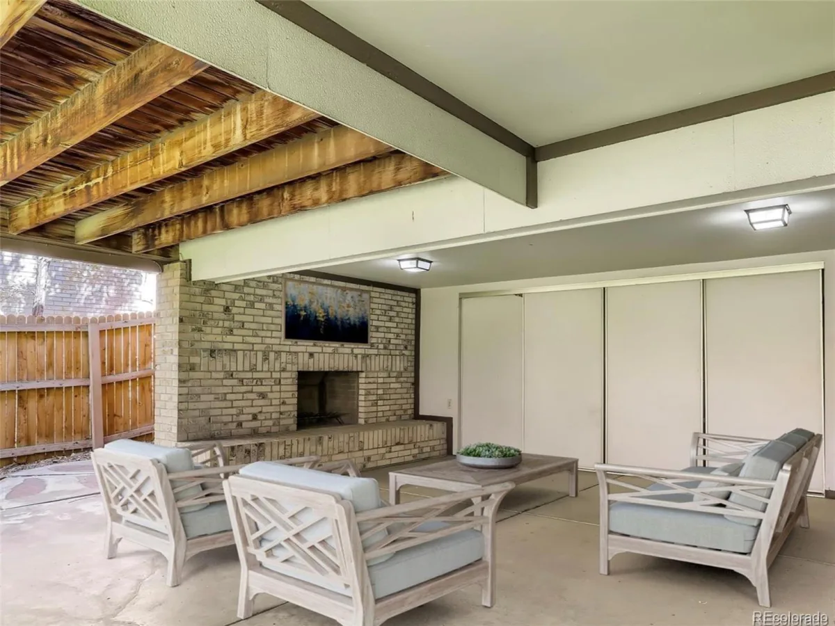 2923 S Reading Court Denver CO 80231 MLS #REC3847639 06252026223343 1200 35