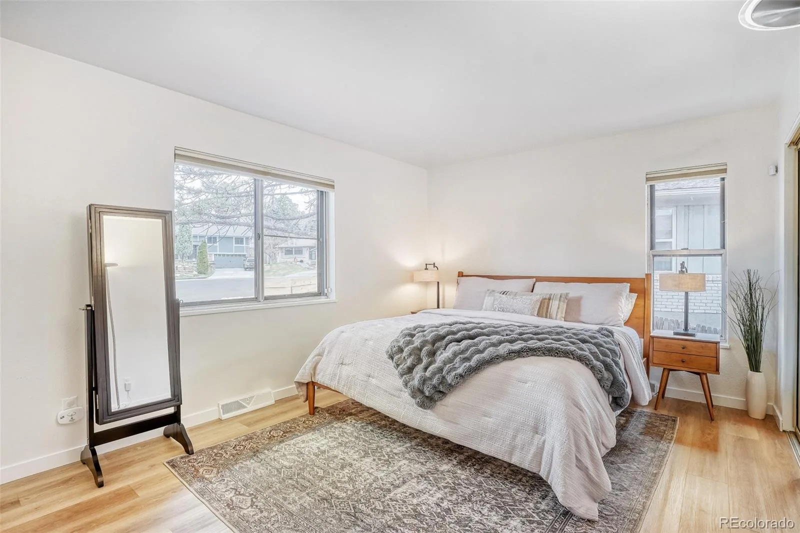 2923 S Reading Court Denver CO 80231 MLS #REC3847639 06252026223343 1600 15