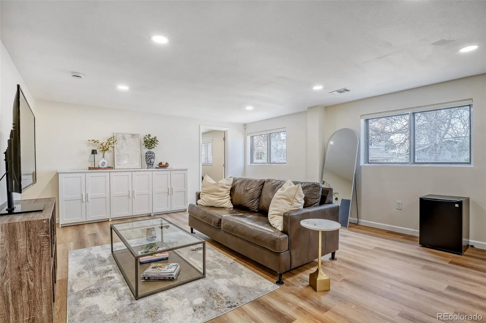 2923 S Reading Court Denver CO 80231 MLS #REC3847639 06252026223343 1600 25