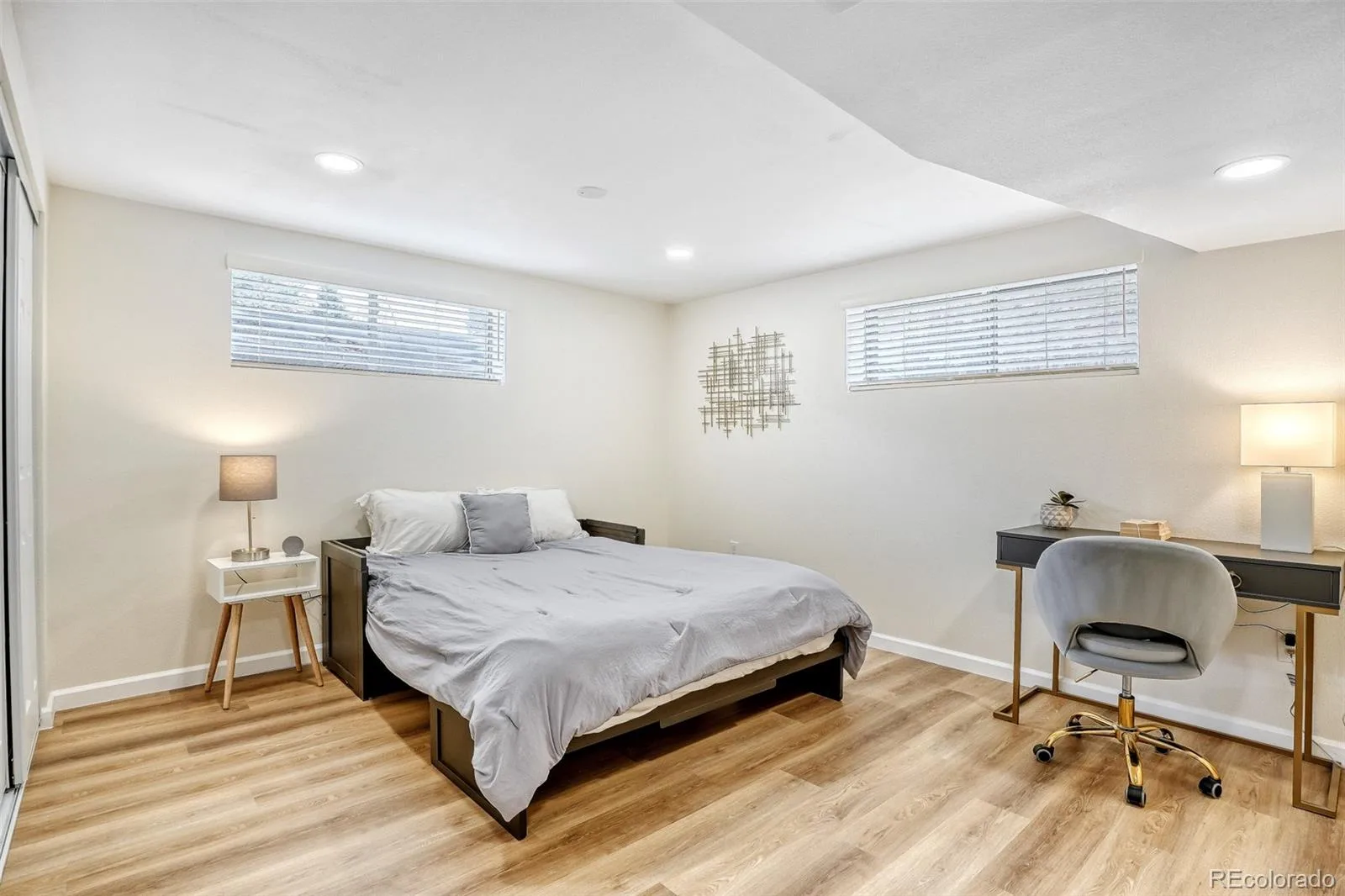 2923 S Reading Court Denver CO 80231 MLS #REC3847639 06252026223343 1600 32