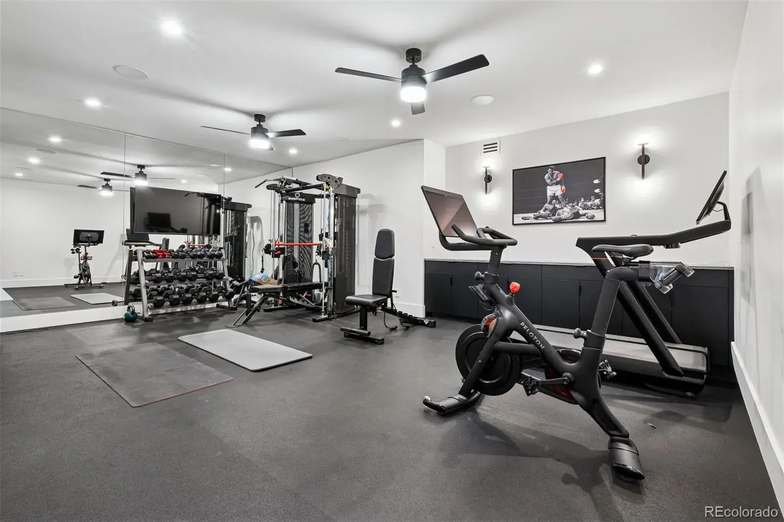 2630 E Cedar Avenue Denver CO 80209 MLS #REC3848546 03042026184450 1600 37