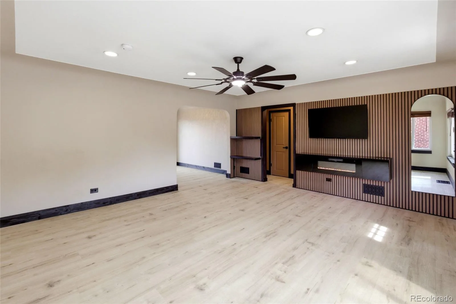 5065 Eliot Street Denver CO 80221 | MLS #REC3849939 08182026195723 1600 5