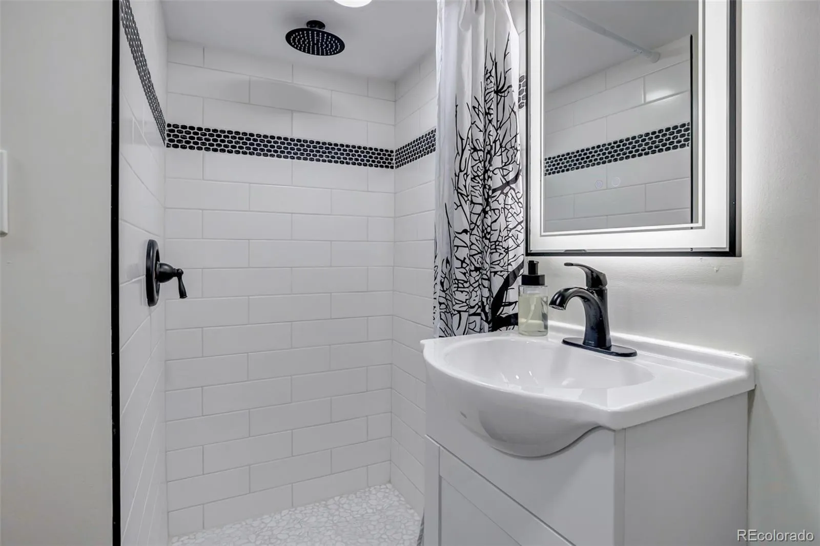 624 S Quitman Street Denver CO 80219 MLS #REC3851058 04302026165538 1600 23