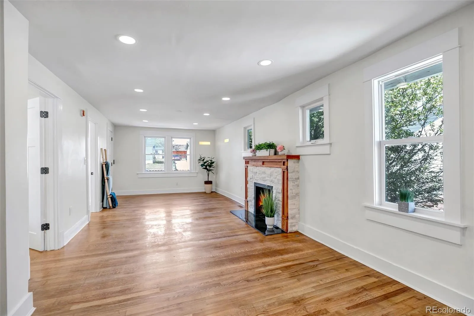 624 S Quitman Street Denver CO 80219 MLS #REC3851058 04302026165538 1600 3