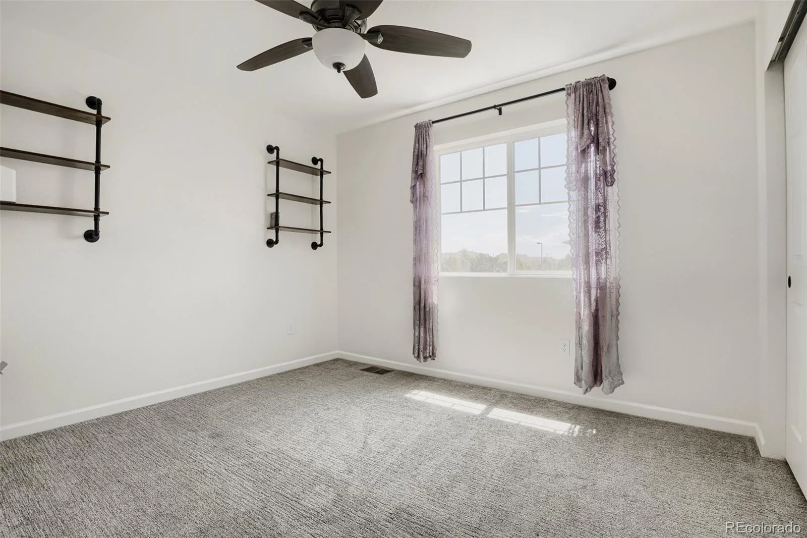 25662 E Bayaud Place Aurora CO 80018 | MLS #REC3852267 08142026074337 1600 22