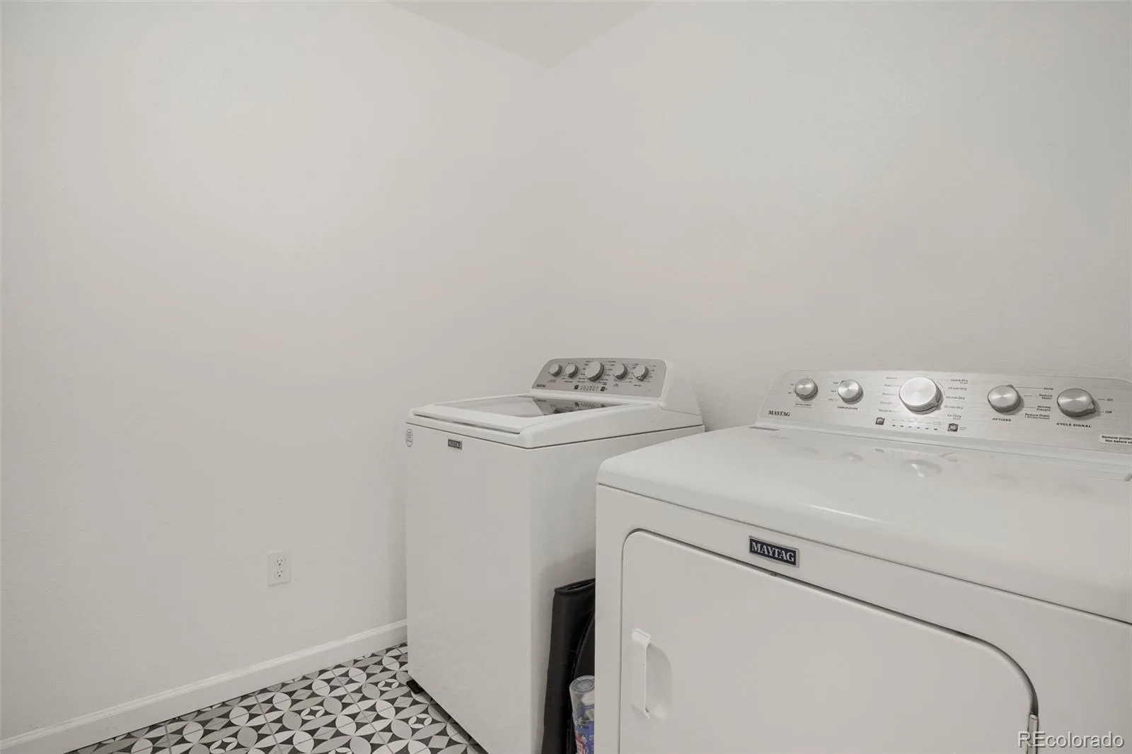 25662 E Bayaud Place Aurora CO 80018 | MLS #REC3852267 08142026074337 1600 27