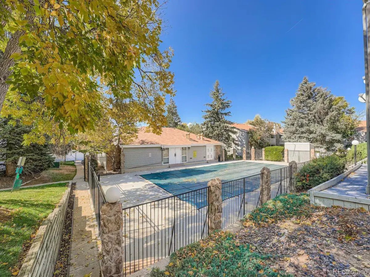 908 S Walden Way #201 Aurora CO 80017 MLS #REC3856848 10222025173926 1200 22