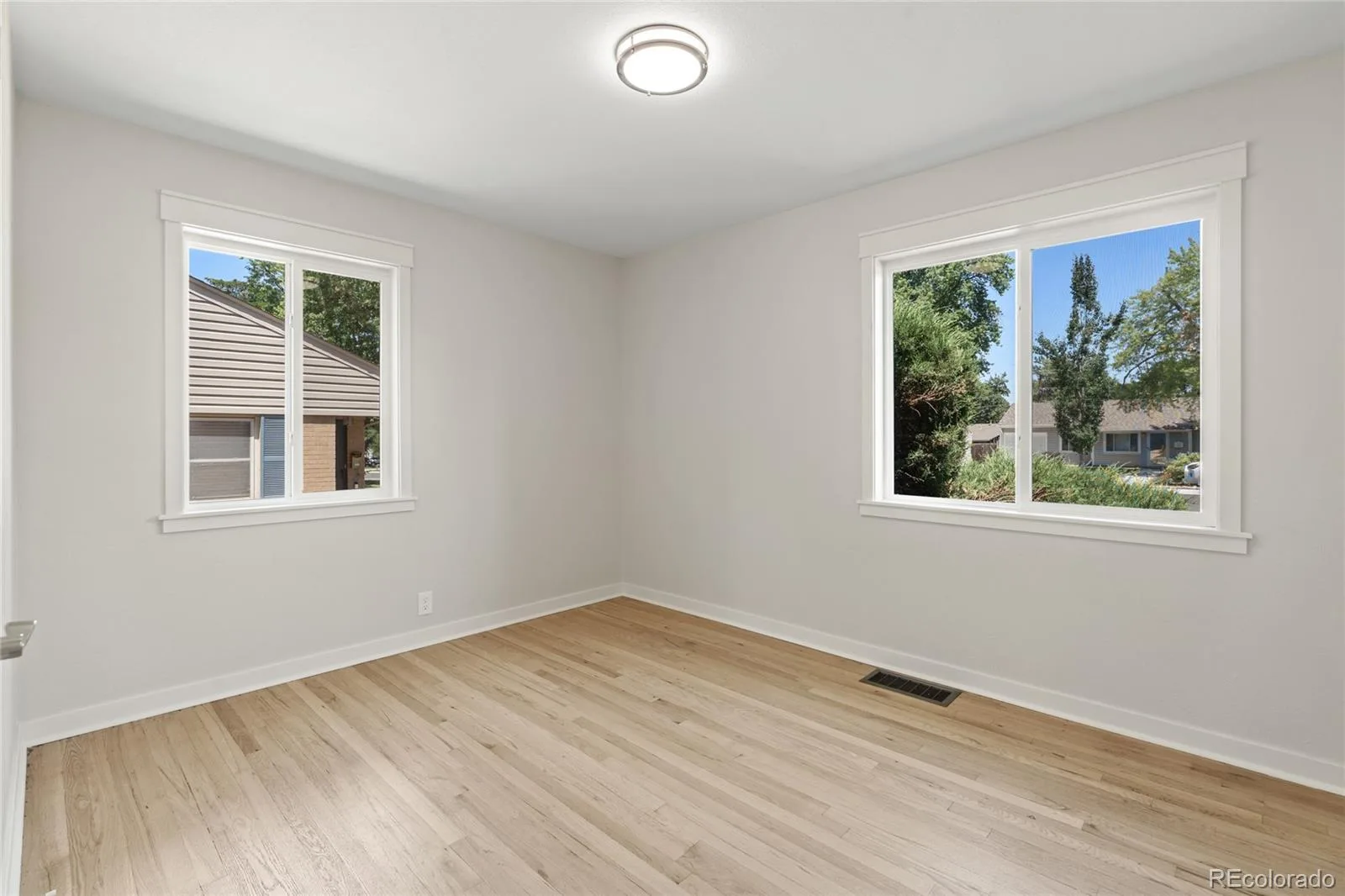 3459 S Fairfax Street Denver CO 80222 | MLS #REC3857273 08112026172943 1600 11