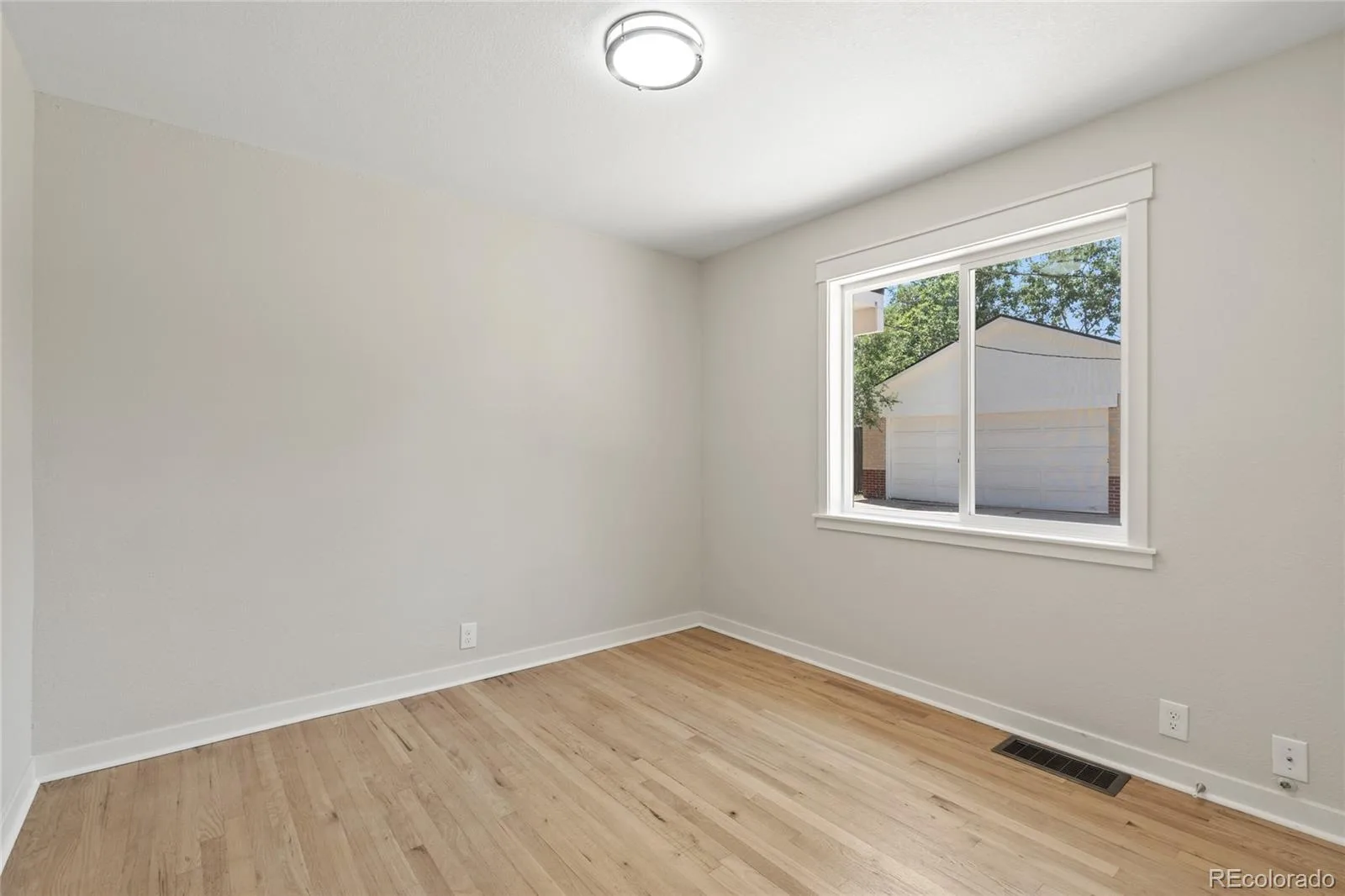 3459 S Fairfax Street Denver CO 80222 | MLS #REC3857273 08112026172943 1600 7