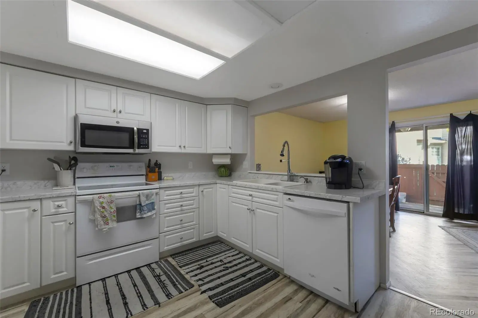 6556 S Yukon Way Littleton CO 80123 | MLS #REC3857361 03052026011926 1600 10