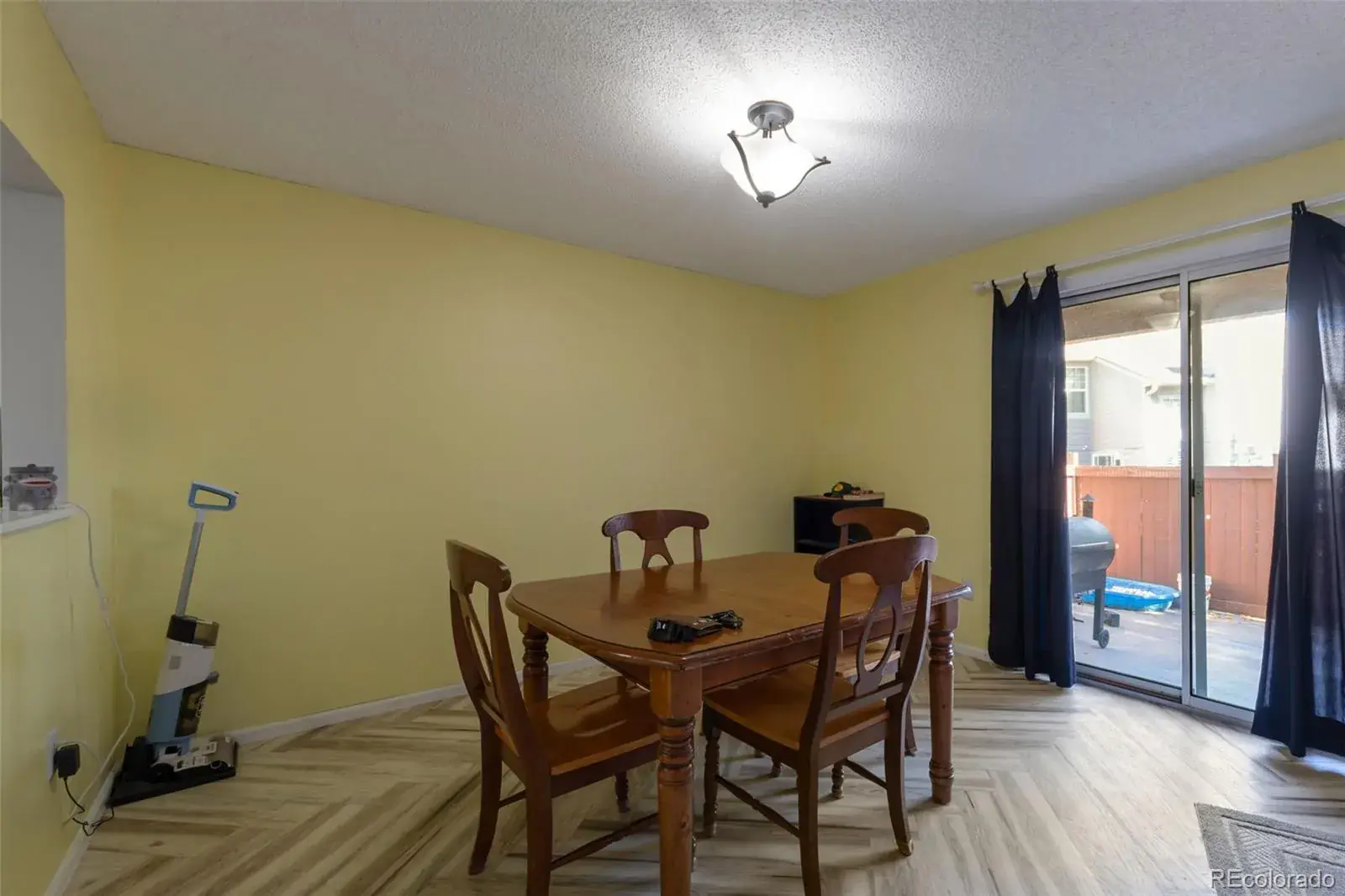 6556 S Yukon Way Littleton CO 80123 | MLS #REC3857361 03052026011926 1600 8