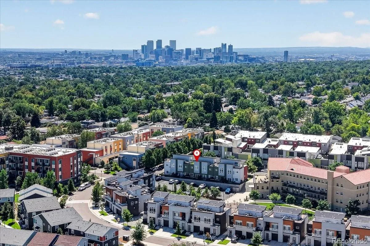 2809 W Parkside Place Denver CO 80221 | MLS #REC3858228 08272026133550 1200 32