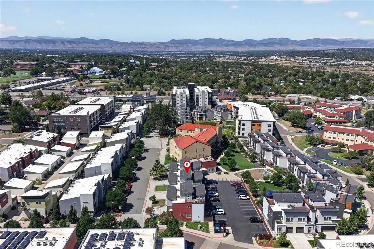 2809 W Parkside Place Denver CO 80221 | MLS #REC3858228 08272026133550 1200 33