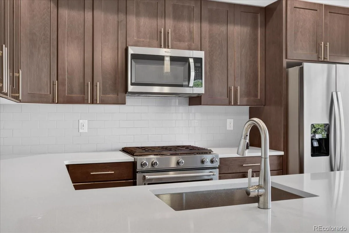 2809 W Parkside Place Denver CO 80221 | MLS #REC3858228 08272026133550 1200 8