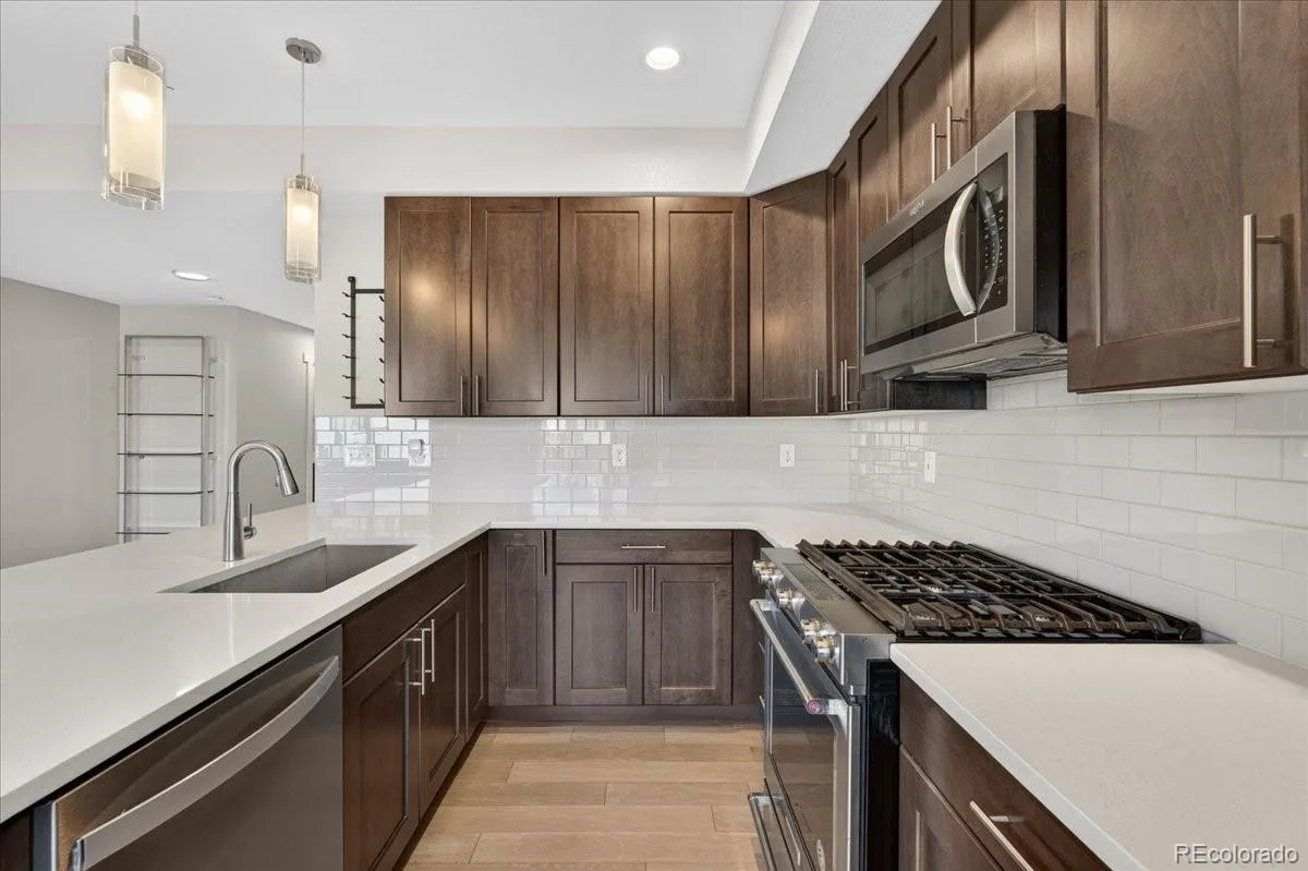 2809 W Parkside Place Denver CO 80221 | MLS #REC3858228 08272026133550 1200 9