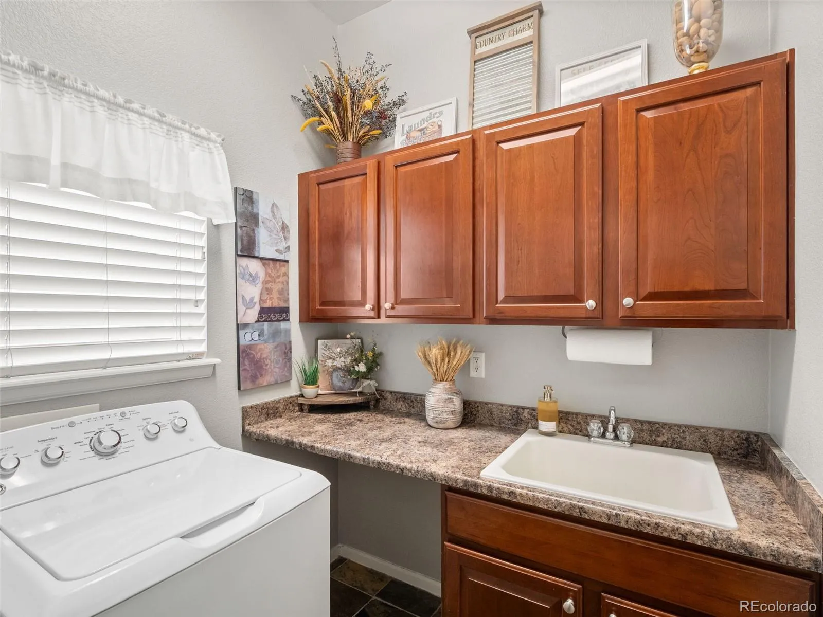 5933 McIntyre Court Golden CO 80403 MLS #REC3860890 04292026195240 1600 17