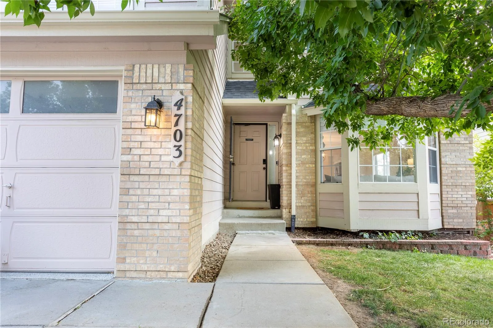 4703 N Wildflowers Way Castle Rock CO 80109 | MLS #REC3864030 08152026005810 1600 2