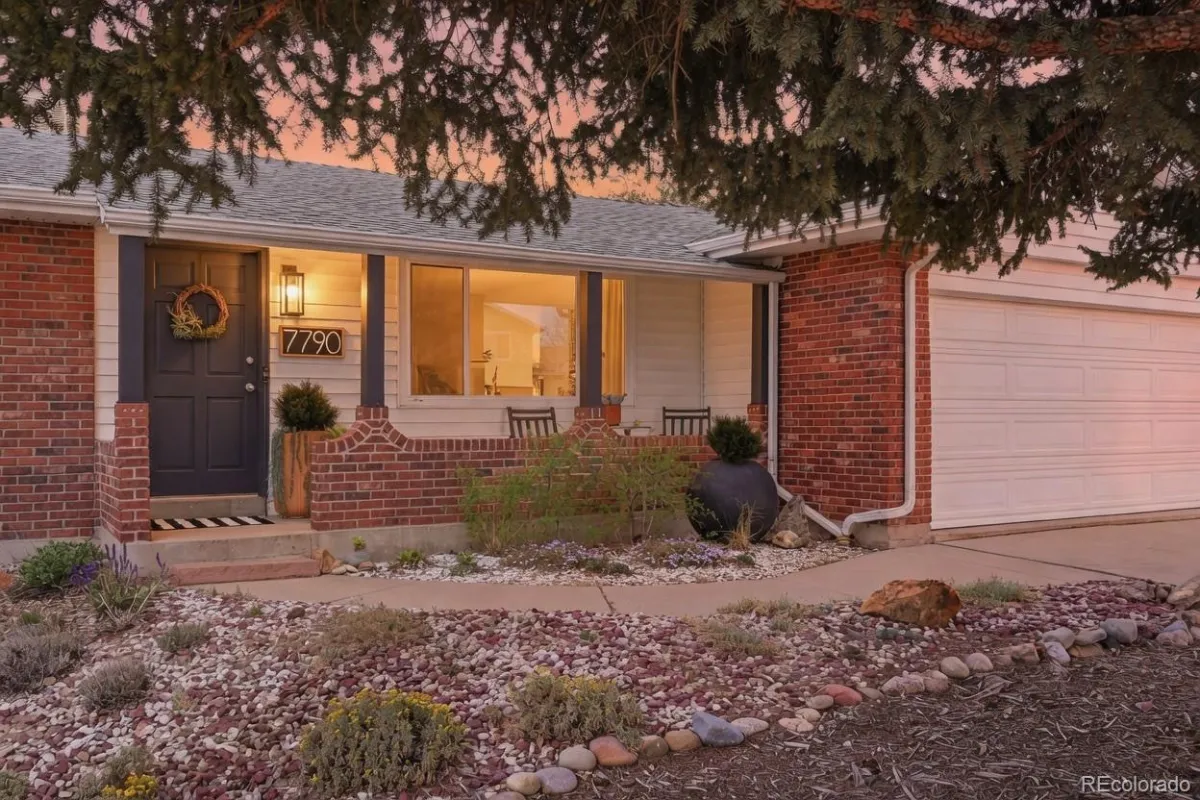 7790 S Harlan Way Littleton CO 80128 MLS #REC3864539 04212026175320 1200 0