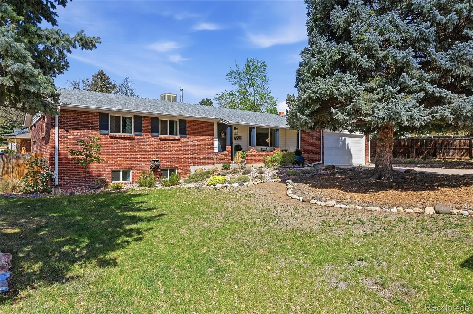 7790 S Harlan Way Littleton CO 80128 MLS #REC3864539 04212026175320 1600 44